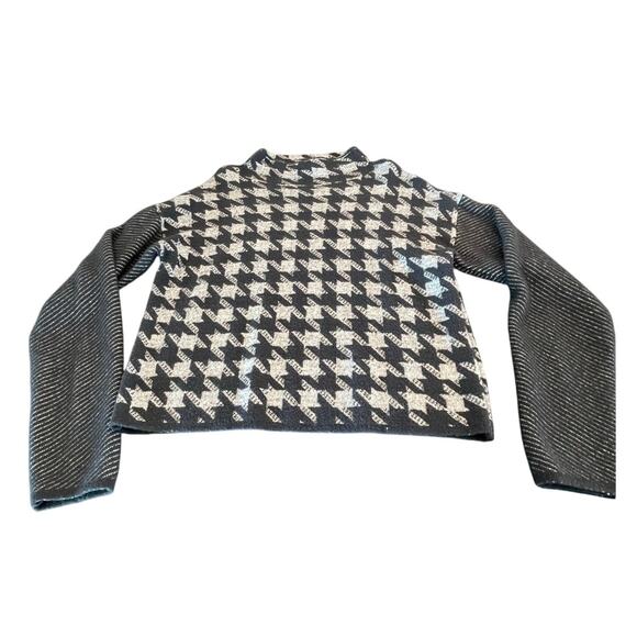 Ann Taylor  Houndstooth Black White Crop mock neck sweater MED - Picture 2 of 9